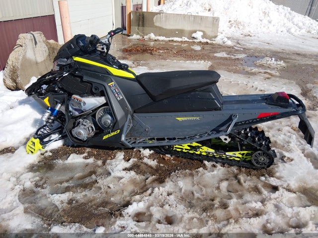 Polaris 850 Indy Xcr 2022 SN1TKV8RXNC823531 Image 3