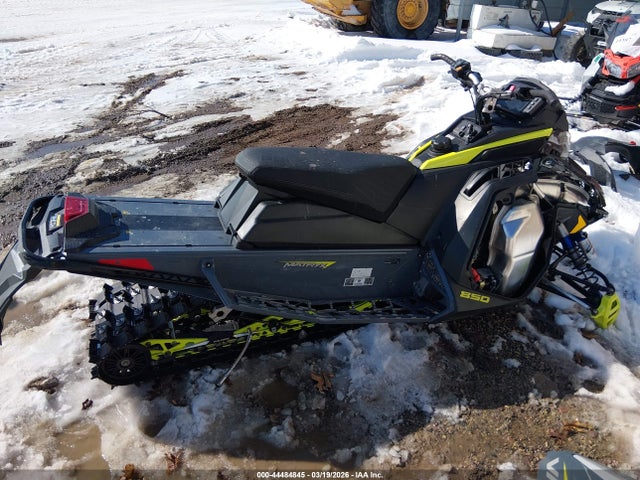 Polaris 850 Indy Xcr 2022 SN1TKV8RXNC823531 Image 4