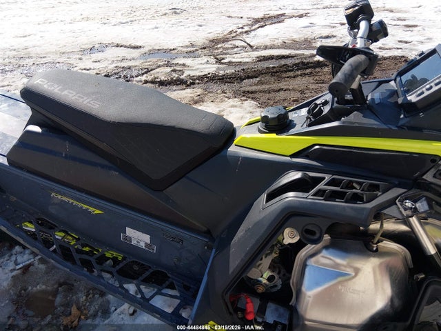 Polaris 850 Indy Xcr 2022 SN1TKV8RXNC823531 Image 5