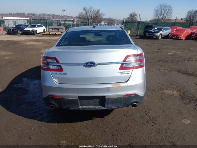 Ford Taurus Limited 2015 1FAHP2F82FG171474 Image 17