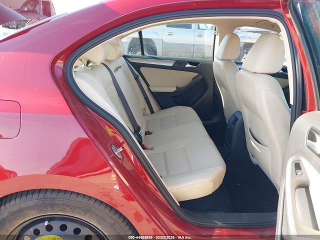 2017 Volkswagen Jetta 1.4t Se მანქანა იყიდება აუქციონზე, vin: 3VWDB7AJ5HM377537, აუქციონის ნომერი: 44484898