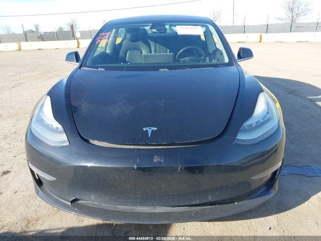44484912 :رقم المزاد ، 5YJ3E1EAXKF305614 vin ، 2019 Tesla Model 3 Long Range/mid Range/standard Range/standard Range Plus مزاد بيع