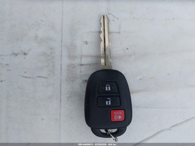 Toyota RAV4 LE 2017 2T3BFREV5HW569322 Image 11