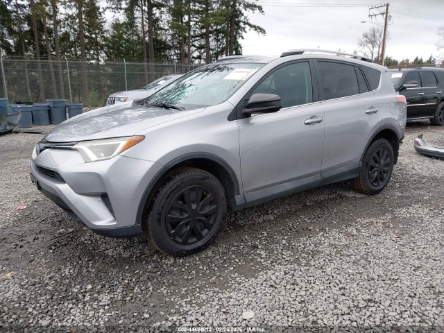Toyota RAV4 LE 2017 2T3BFREV5HW569322 Image 2