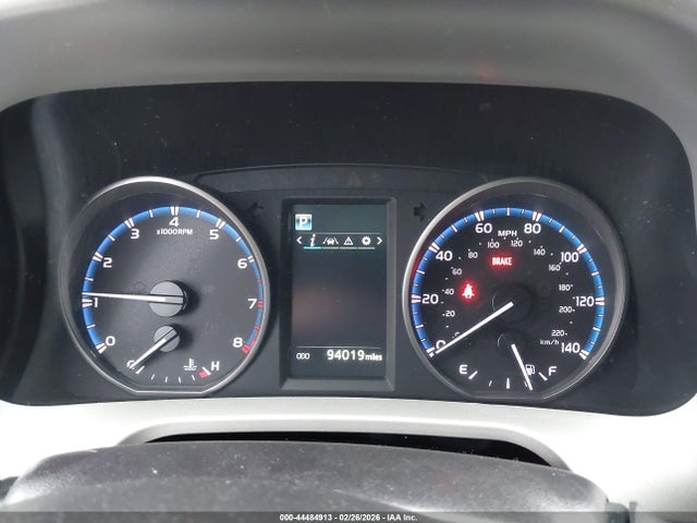 Toyota RAV4 LE 2017 2T3BFREV5HW569322 Image 7
