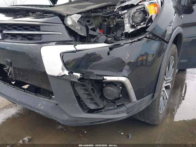 2018 MITSUBISHI OUTLANDER SPORT JA4AP3AU7JU017515 Photo 5