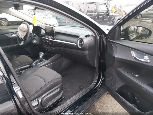 44484964 :رقم المزاد ، 3KPF24AD9PE543975 vin ، 2023 Kia Forte Lxs مزاد بيع