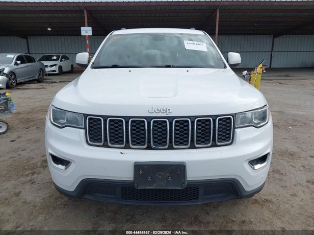 1C4RJEAG6HC902904 Jeep Grand Cherokee Laredo 4x2