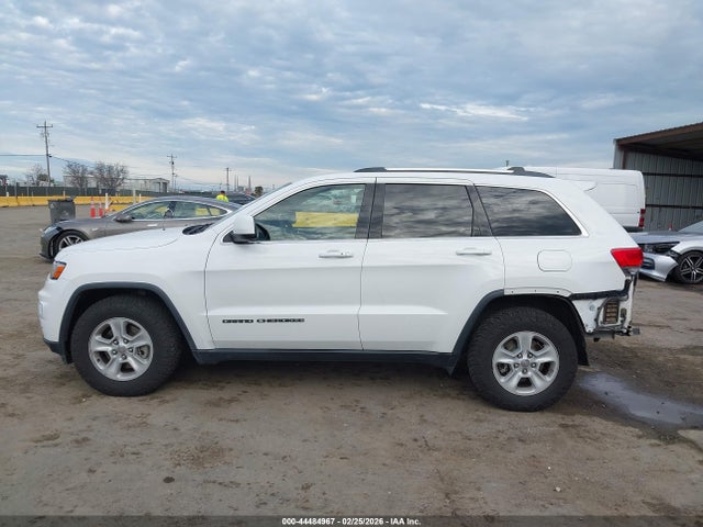 1C4RJEAG6HC902904 Jeep Grand Cherokee Laredo 4x2