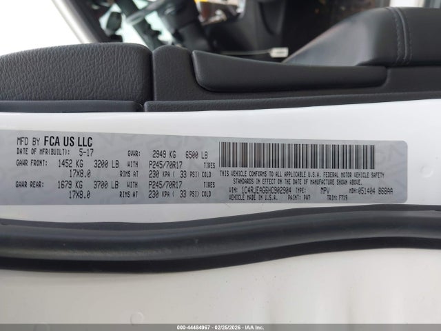 1C4RJEAG6HC902904 Jeep Grand Cherokee Laredo 4x2