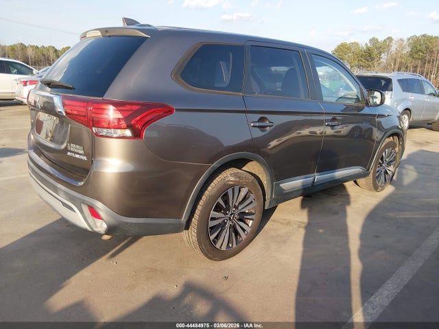 2019 MITSUBISHI OUTLANDER JA4AD2A3XKZ005924 Photo 3