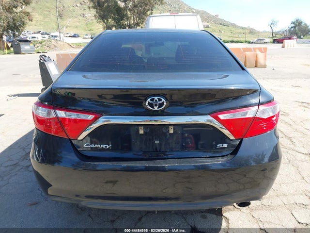 4T1BF1FK0HU813361 Toyota CAMRY SE