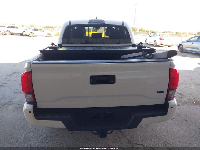 3TMCZ5AN5KM210748 Toyota Tacoma Trd Off Road
