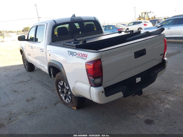 3TMCZ5AN5KM210748 Toyota Tacoma Trd Off Road