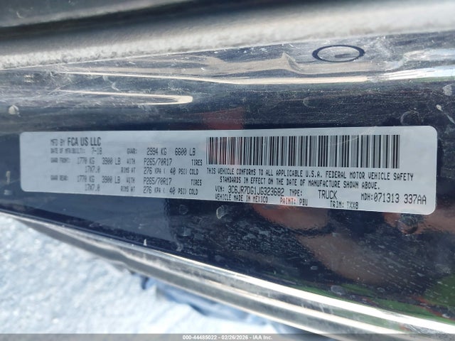 3C6JR7DG1JG323682 RAM 1500