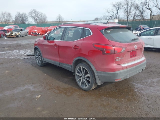 2018 NISSAN ROGUE SPORT JN1BJ1CR2JW286215 Photo 2
