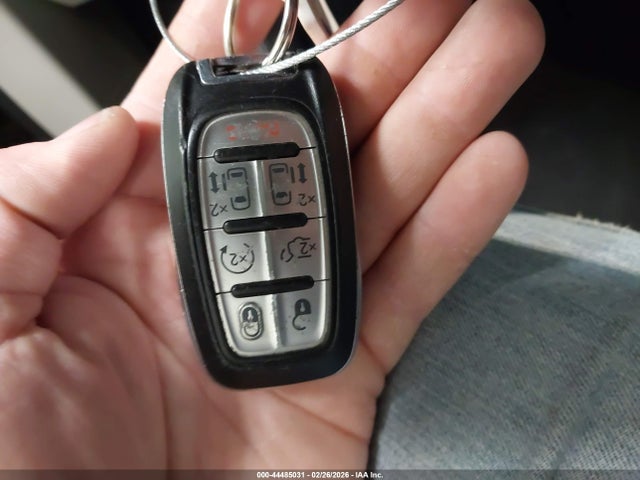 2018 CHRYSLER PACIFICA 2C4RC1BG0JR204108 Photo 10