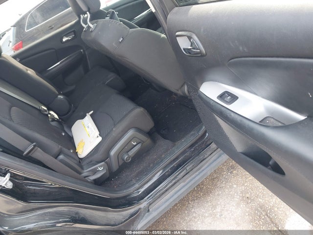 3C4PDCAB9JT439805 Dodge JOURNEY SE