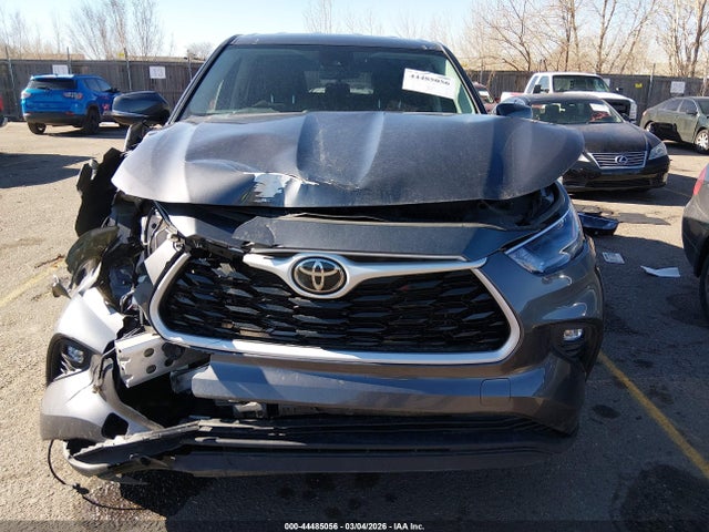 Toyota Highlander Le 2025 5TDKDRAH7SS553914 Image 13