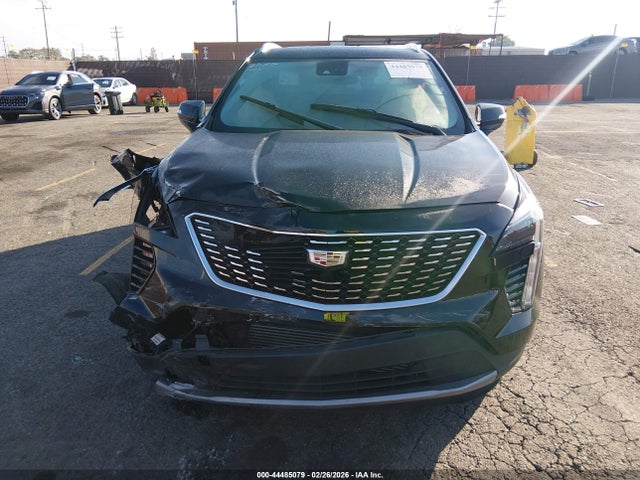 1GYFZCR44NF101001 Cadillac Xt4 Fwd Premium Luxury