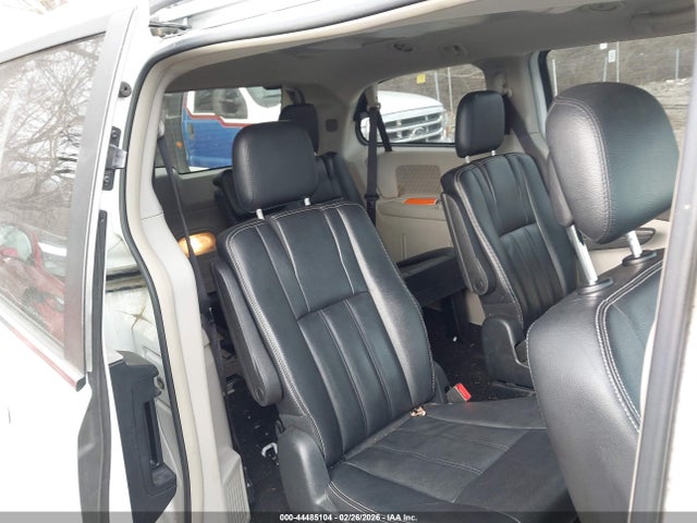 44485104 :رقم المزاد ، 2C4RC1BG8GR289143 vin ، 2016 Chrysler Town & Country Touring مزاد بيع