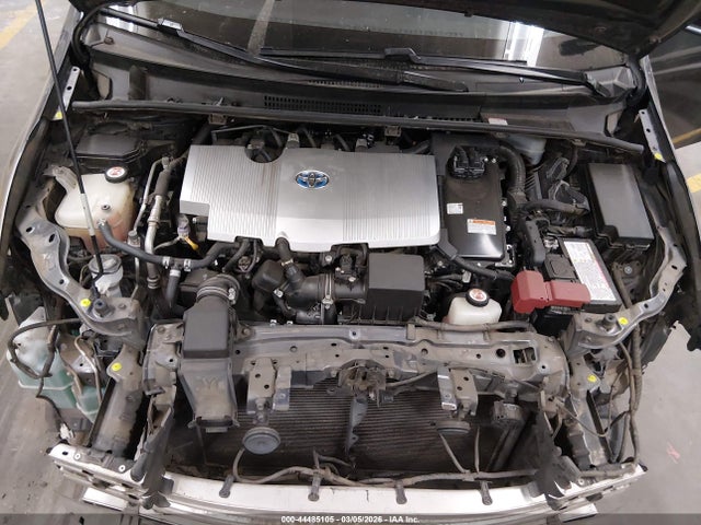 JTDKARFU8K3097034 Toyota Prius Le