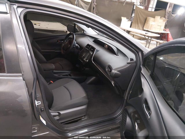 JTDKARFU8K3097034 Toyota Prius Le