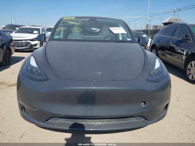 Продажа на аукционе авто 2023 Tesla Model Y Awd/long Range Dual Motor All-wheel Drive, vin: 7SAYGAEE2PF956538, номер лота: 44485113