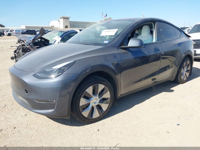 Продажа на аукционе авто 2023 Tesla Model Y Awd/long Range Dual Motor All-wheel Drive, vin: 7SAYGAEE2PF956538, номер лота: 44485113