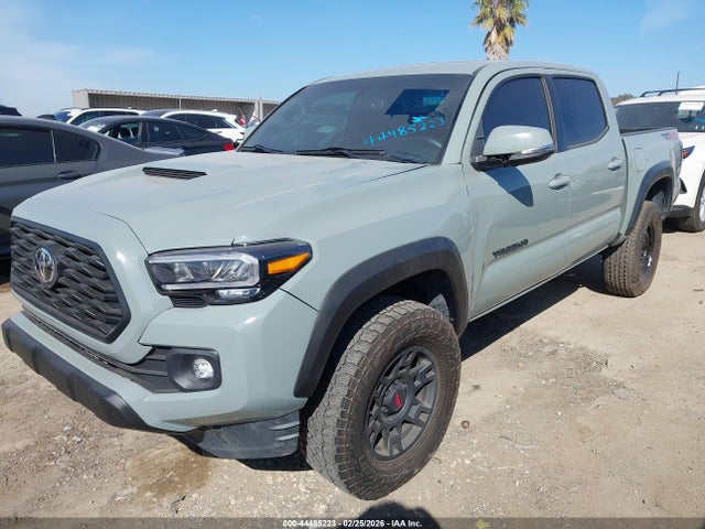 3TMCZ5ANXNM463746 Toyota Tacoma Trd Off Road