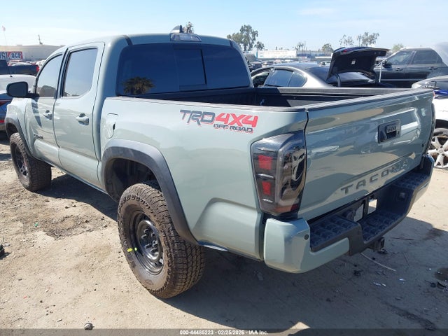 3TMCZ5ANXNM463746 Toyota Tacoma Trd Off Road