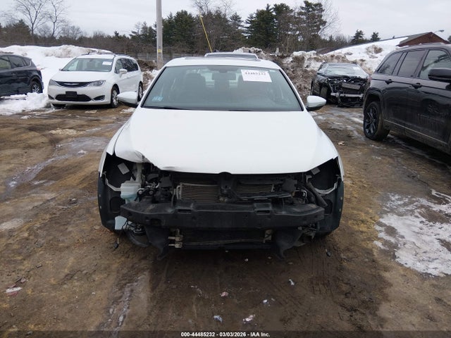 3VW4T7AJ3FM265118 Volkswagen Jetta 2.0t Gli Se