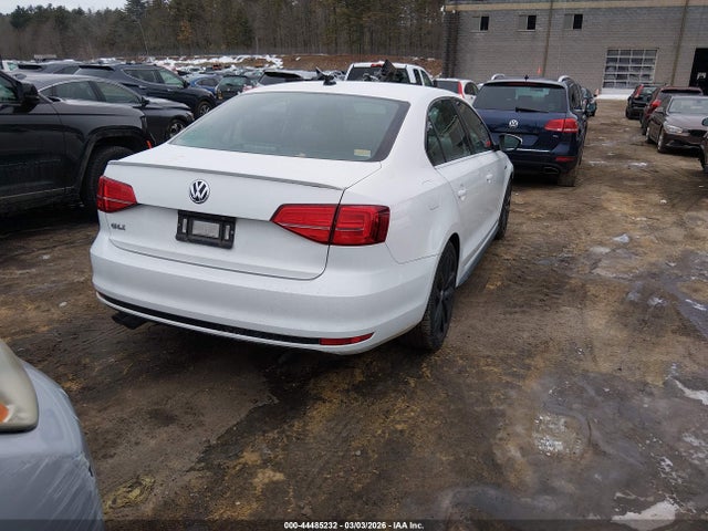 3VW4T7AJ3FM265118 Volkswagen Jetta 2.0t Gli Se