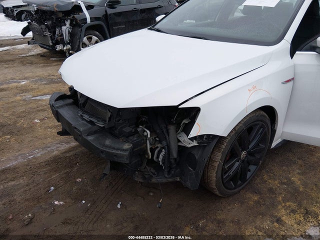 3VW4T7AJ3FM265118 Volkswagen Jetta 2.0t Gli Se
