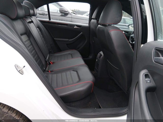3VW4T7AJ3FM265118 Volkswagen Jetta 2.0t Gli Se