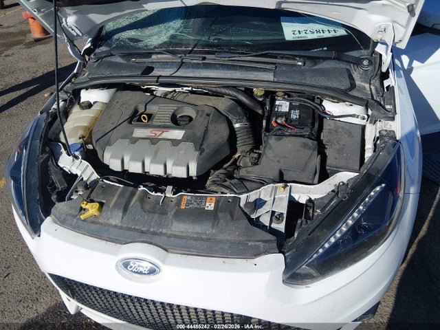 44485242 :رقم المزاد ، 1FADP3L93EL381153 vin ، 2014 Ford Focus St مزاد بيع