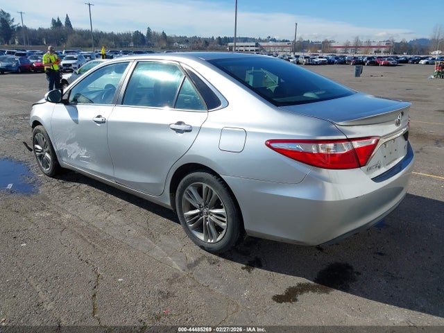 4T1BF1FKXGU237566 Toyota CAMRY SE