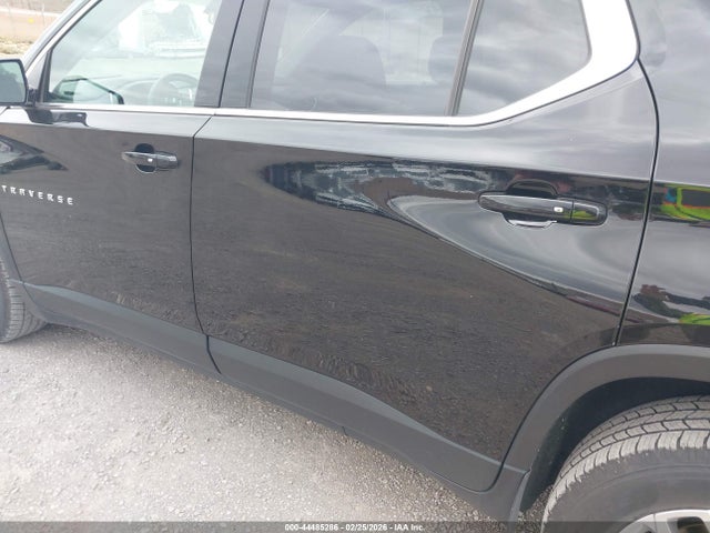 1GNEVFKW5LJ112794 Chevrolet Traverse Awd Ls