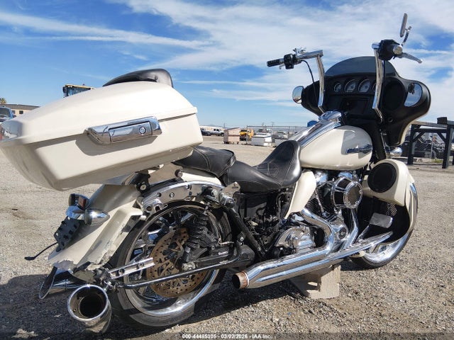 1HD1KBC25NB659967 Harley-Davidson FLHX