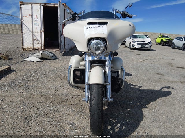 1HD1KBC25NB659967 Harley-Davidson FLHX