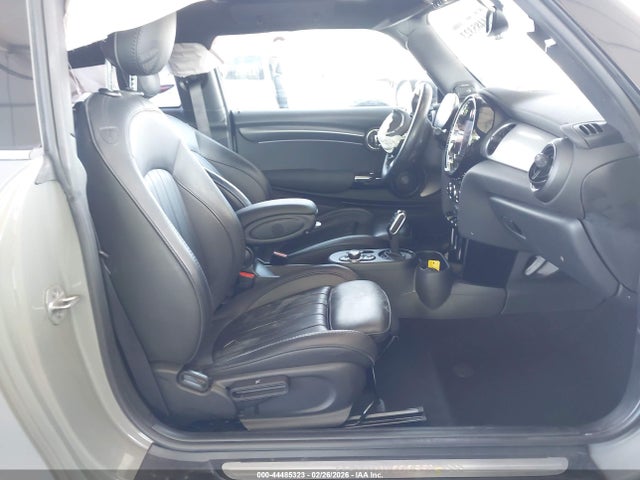 2023 MINI SE HARDTOP WMW13DJ08P2T73395 Photo 4