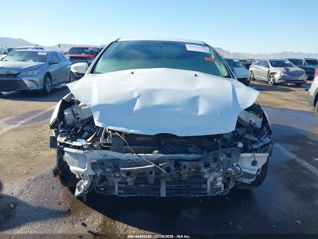 Ford FOCUS SE 2014 1FADP3F22EL332590 Image 6