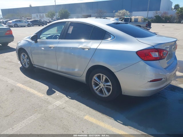 1G1BE5SM0J7147525 Chevrolet Cruze Lt Auto