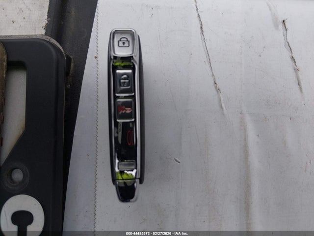 KNDJ53AU1P7845062 KIA Soul Gt-line