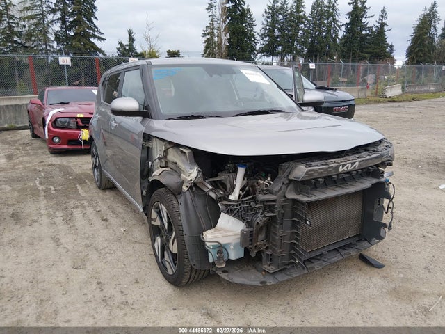 KNDJ53AU1P7845062 KIA Soul Gt-line
