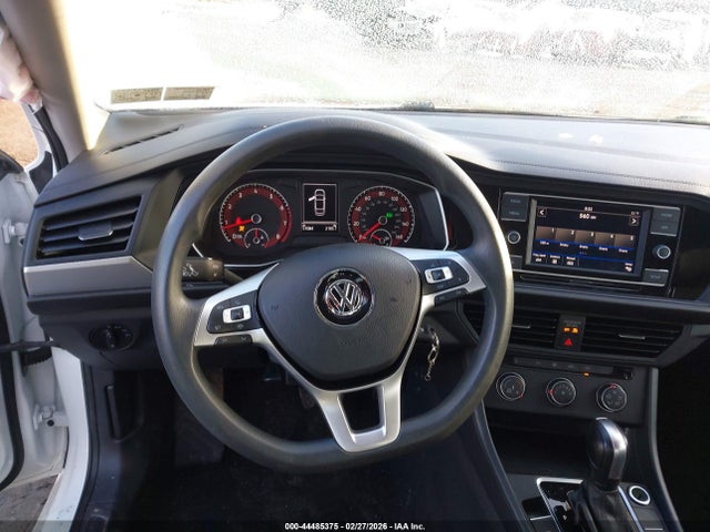 2019 Volkswagen Jetta მანქანა იყიდება აუქციონზე, vin: 3VWCB7BUXKM203197, აუქციონის ნომერი: 44485375