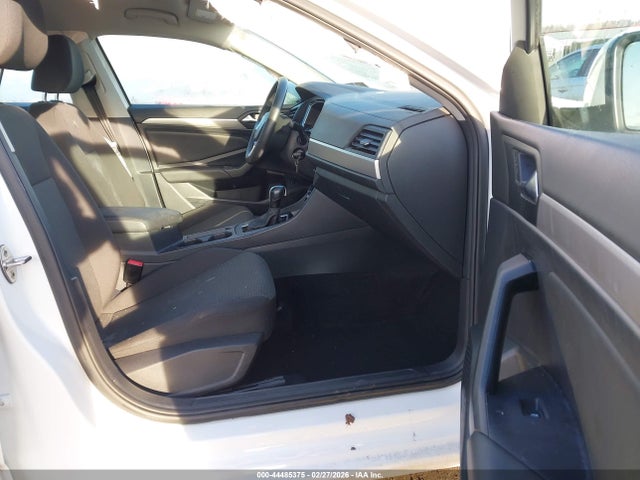 2019 Volkswagen Jetta მანქანა იყიდება აუქციონზე, vin: 3VWCB7BUXKM203197, აუქციონის ნომერი: 44485375