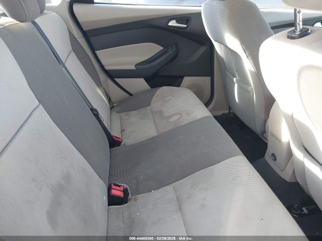 2014 Ford Focus Se მანქანა იყიდება აუქციონზე, vin: 1FADP3F24EL117552, აუქციონის ნომერი: 44485380