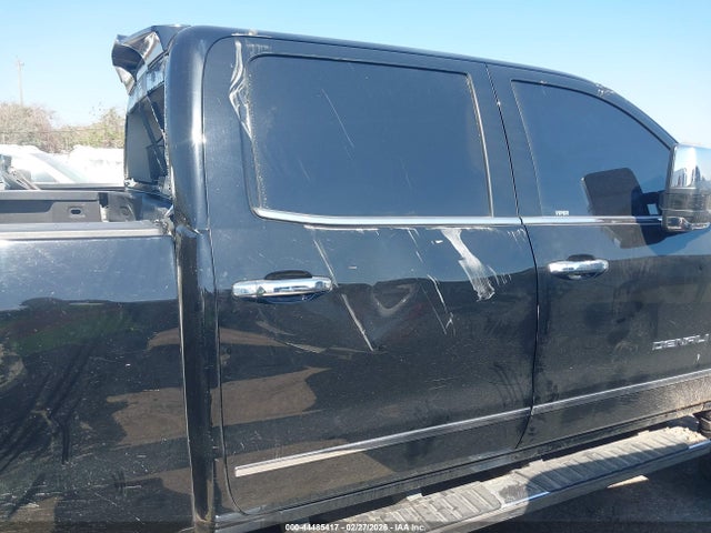 44485417 :رقم المزاد ، 1GT12UEY1JF282930 vin ، 2018 Gmc Sierra 2500hd Denali مزاد بيع