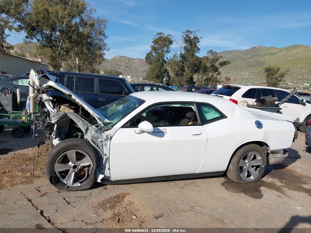 2C3CDZAG4MH547022 Dodge Challenger Sxt